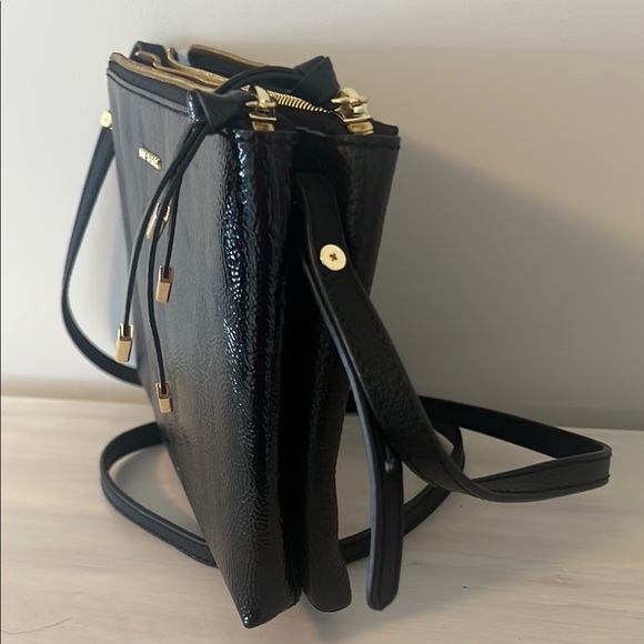 Ted Baker Deenah Black Crossbody Bag Sleek Minimalist Design - Picture 5 of 5